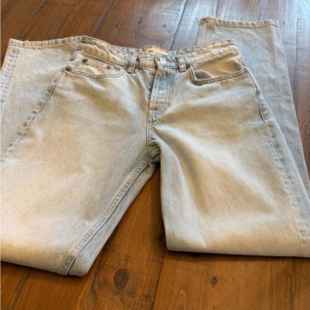 ZaraRelaxed Fit Light Blue Jeans